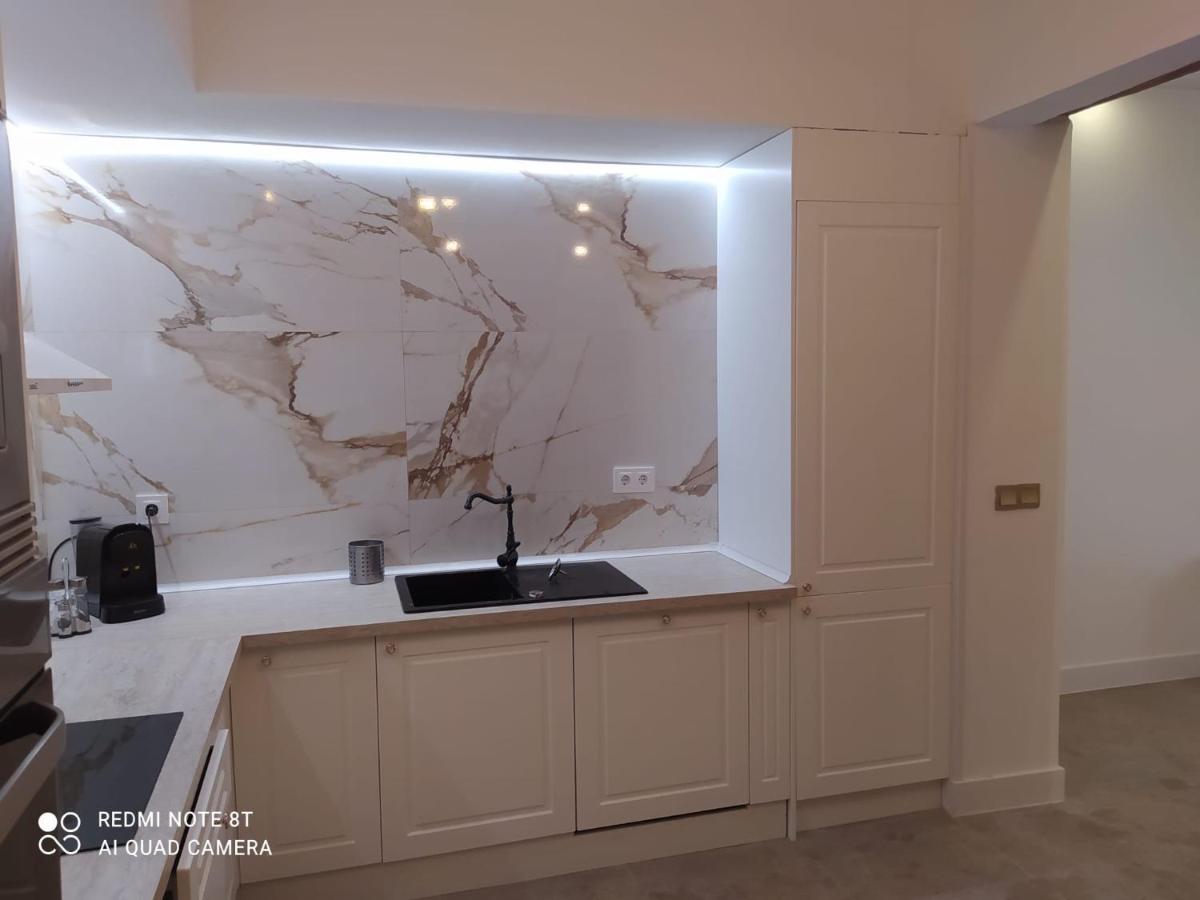 Loft4 Luxury Vacation Deluxe Plaza Mayor Madrid Buitenkant foto