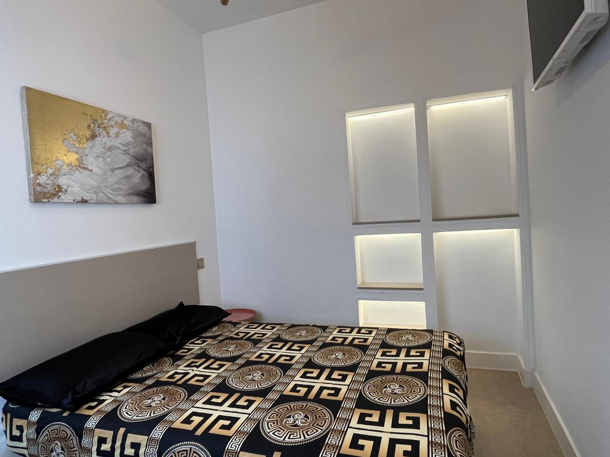 Loft4 Luxury Vacation Deluxe Plaza Mayor Madrid Buitenkant foto
